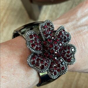 Elegant Floral Red Crystal Cuff Bracelet
